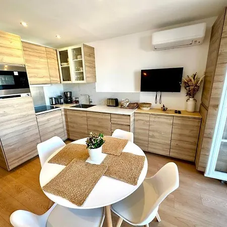 Appartement Pura Vida, Port