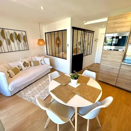 Pura Vida, Port Appartement Grimaud